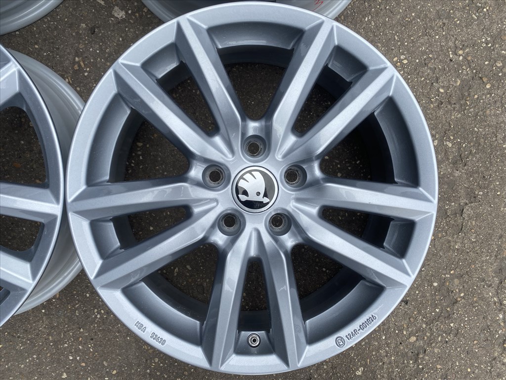 4db CMS 17" Skoda alufelni. (3863) 2. kép