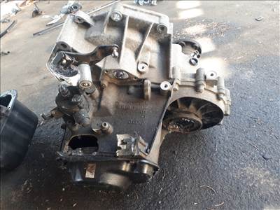 Skoda Fabia I 2003 1,2 sérült váltó 02T 301 103 M 02t301103m