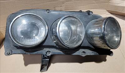 117791 Alfa Romeo 159 jobb első fényszóró a képen látható fül sérüléssel 60682088
