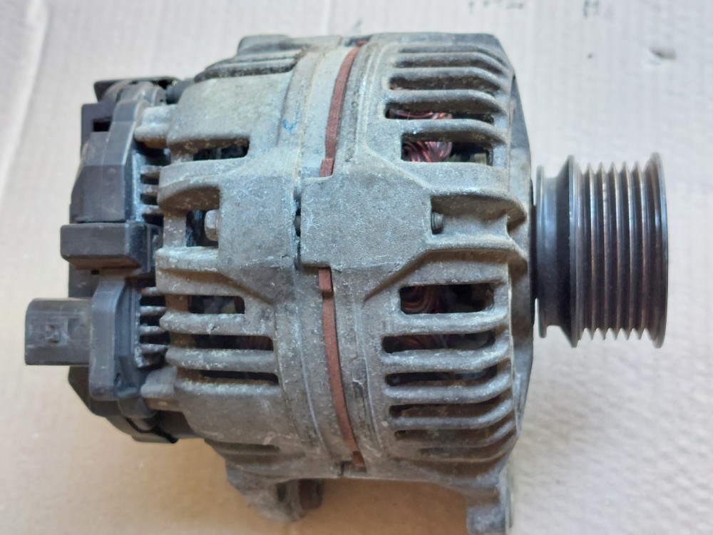 Skoda Octavia I 1,6 generátor 70A O1_70A 1. kép