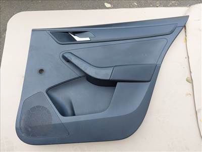 Skoda Rapid ajtókárpit jobb hátsó 5JH867212