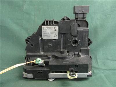 Fiat Grande Punto 5 ajtós, bal első ajtó zár 51797557