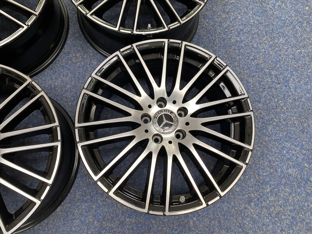 (3598)  Mercedes 18 gyári alufelni felni, 5x112, CLA  A  B  C osztály 4. kép