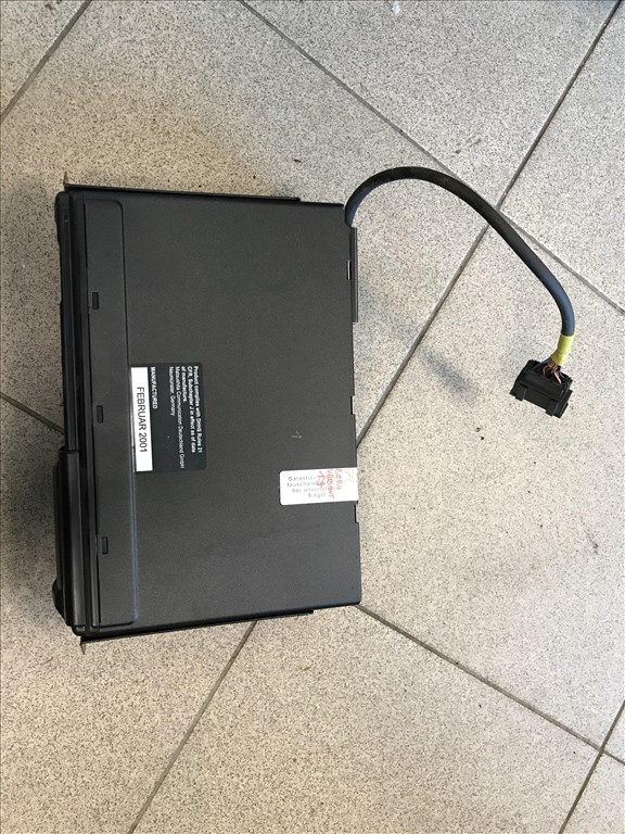 Volkswagen Golf IV CD tár 1j6035111 1. kép