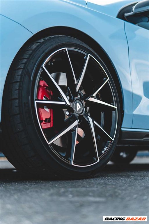 R18 5x114,3 (70,1) ALUTEC ADX1 8.5J ET47 Diamant-Schwarz Frontpoliert új alufelnik  3. kép