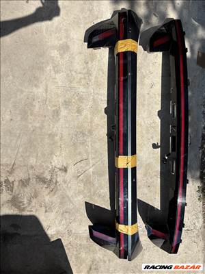 Hyundai Tucson (NX4) csomagtérajtó betét 87311-n7000