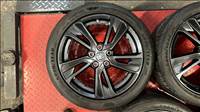 Nissan Juke 18" gyári alufelni garnitúra 225/45 R 18 Goodyear nyárigumikkal