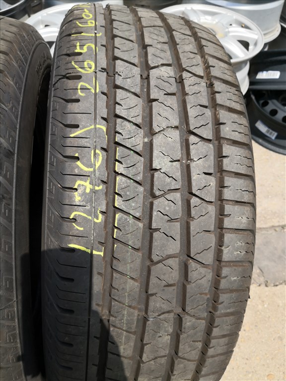 265/60 R18 Continental négyévszakos gumi 150000ft a 4db/276/ 4. kép