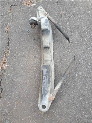 Audi 100 (C3 - 44) C3 - 44   1.8  benzines váltótartó alsó bak  443 399 263 443399263