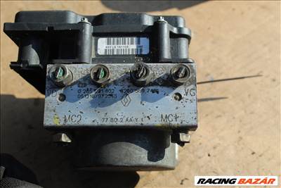 Renault Clio 2005-2009 1.2B ABS kocka  (102) 8200559748