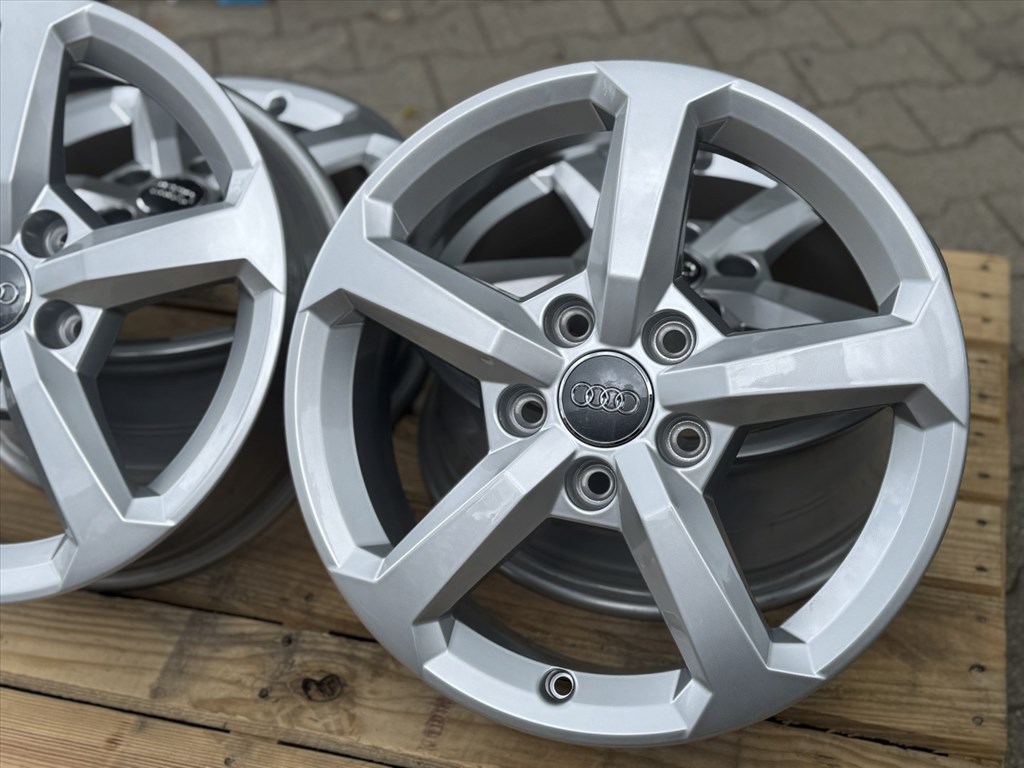 R16 5x112 Original Audi Q2 6J ET43 új demo gyári alufelnik felnik 16"  2. kép