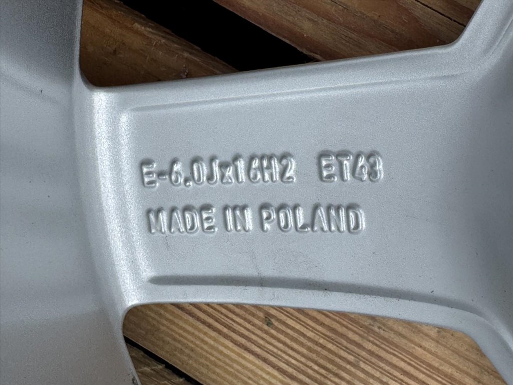 R16 5x112 Original Audi Q2 6J ET43 új demo gyári alufelnik felnik 16"  6. kép