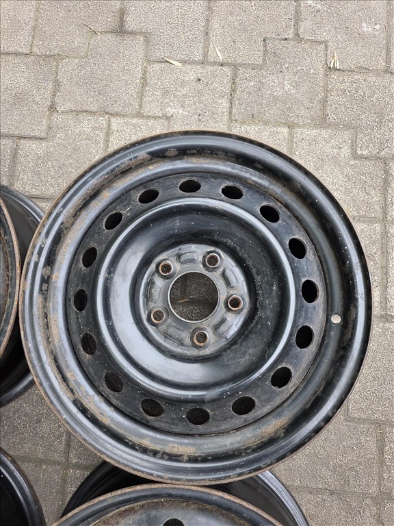  5x114.3 lyukosztású 5JJ 16" használIt lemezfelni 4. kép