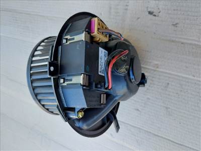 Seat Leon-Altea-Toledo VW Golf-Jetta-Touran fűtőmotor automata klímához 1K1820015J