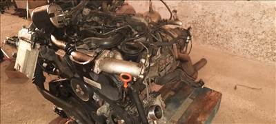 Audi 3.0 TDI motor blokk hengerfejek asb00000
