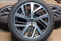 Új Mercedes W214 E 5x112 8,5-9,5x19 245/45 275/40 R19 nyári gumikkal
