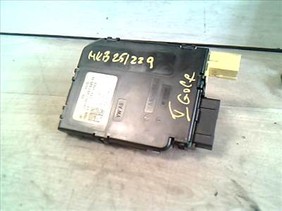 VOLKSWAGEN Golf V. 2003.10 - 2008.09 Aktív kormányvezérlő elektronika