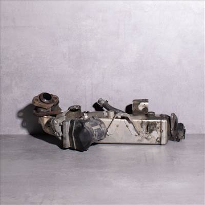 BMW 1er F20-F21, 2er F22, 3er E90-E91-E92-E93, 3er F30-F31-F34, 4er F32-F33-F34, 5er F10-F11, X1 E84, X3 F25 EGR Hûtő Cikkszám: 11717810751
