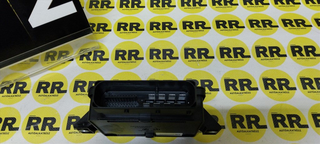 Audi A5 (B8 - 8T) Sportback 2.0 TDI Kézifék vezérlő modul 8k0907801h 3. kép