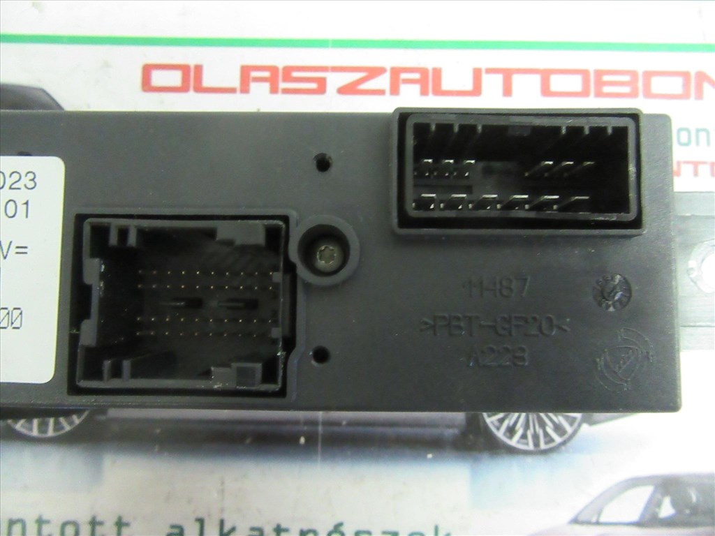 Lancia Thesis 735375016 számú, bal első ablakemelő kapcsoló 4. kép