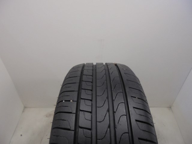 Pirelli Cinturato P7 RFT 205/40 R18  1. kép