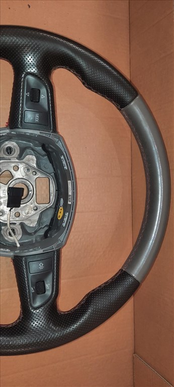 Audi A8 D3  multi kormánykerék  4f0419091 4. kép