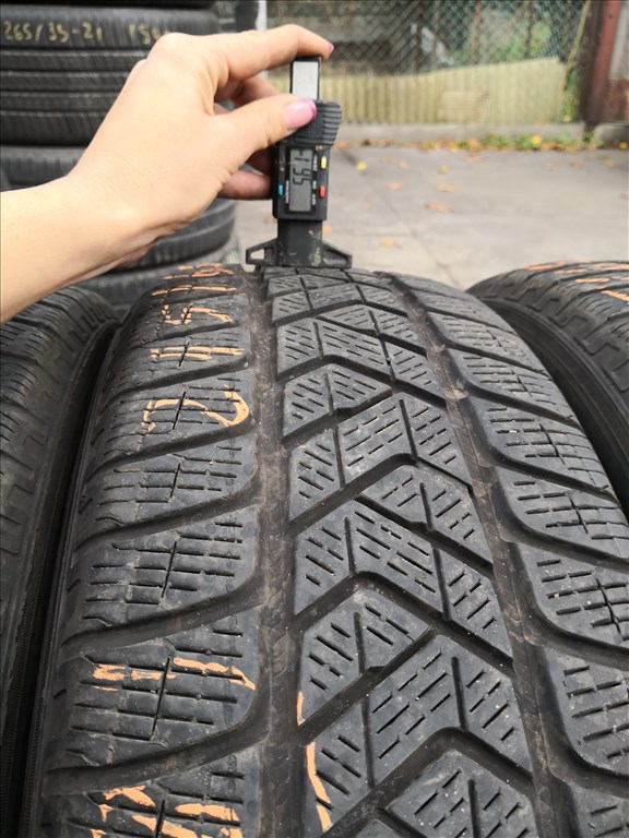 215/65 R17 Pirelli téli gumi 30000ft a 4db/8/ 3. kép