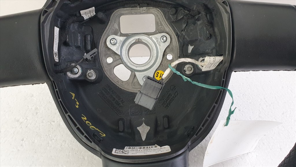 510951 Audi A3, 2005, S Line, Bőrkormány, Kormányváltós, Kormány. 8P0419091DA 8. kép