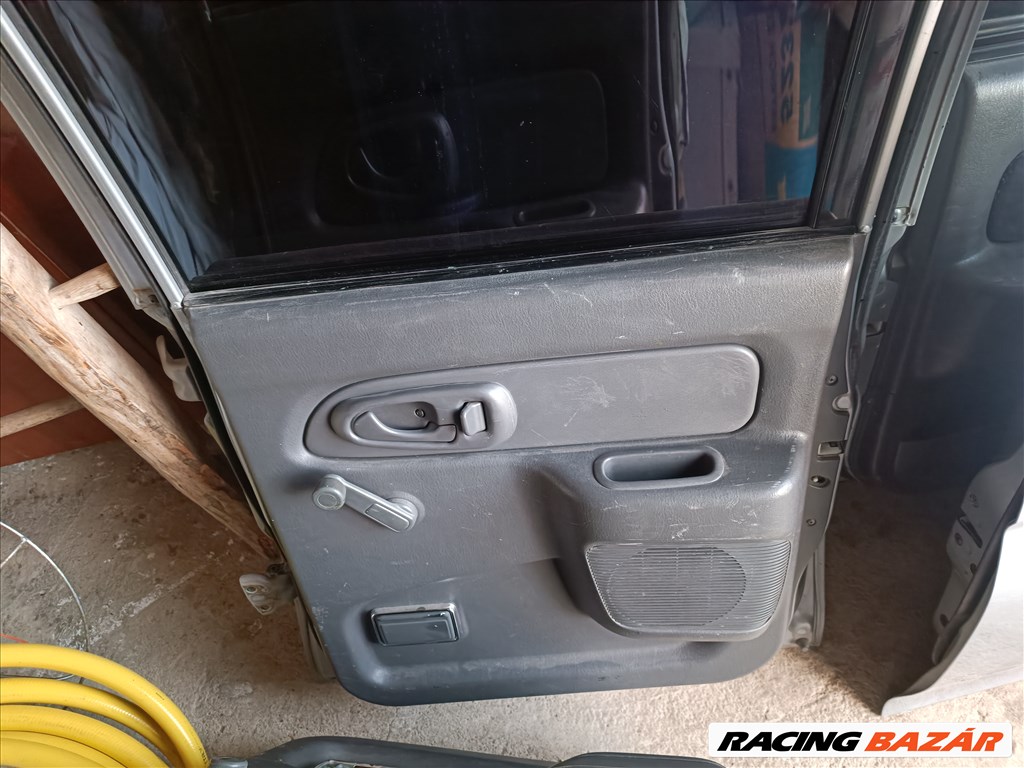 Mitsubishi L200 szép állapotú belső eladó 7. kép