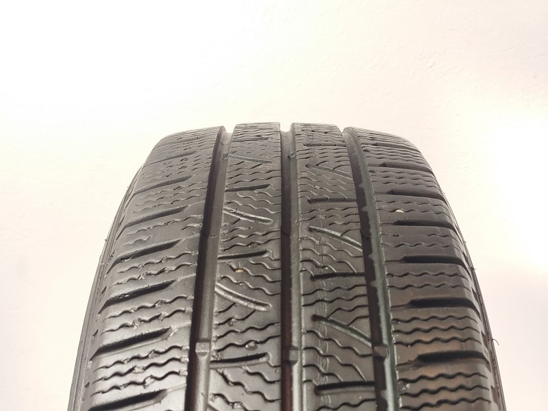 Pirelli Carrier Winter 215/60 R16  1. kép