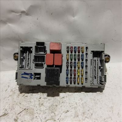 Fiat Idea, Lancia Musa belső biztosítéktábla 51732919