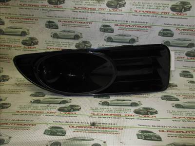 Fiat Linea utángyártott új, jobb oldali lökhárító rács 13708