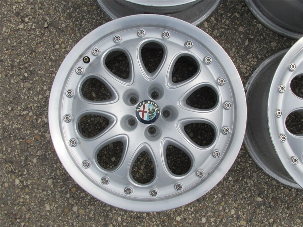 Alfa Romeo 147, 156, Gt gyári 17"-os alufelni (4db)   Zender Siena !!!!! alu145 3. kép