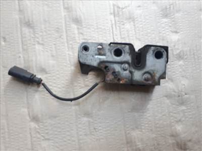 Skoda Superb II motorháztető zár homlokfalba 3T0823509