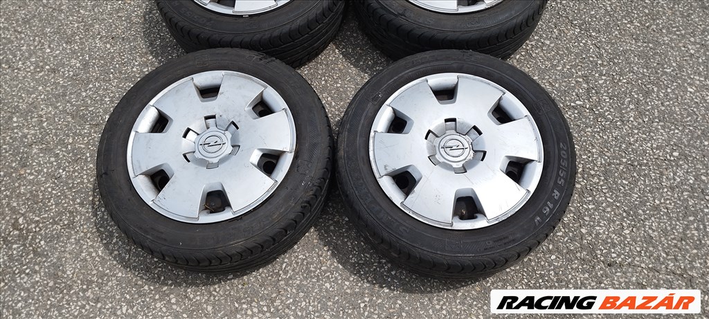  Opel Astra H, Zafira 5x110, 16" lemezfelni, 205/55 újszerű Semperit nyári gumival, dísztárcsával  3. kép