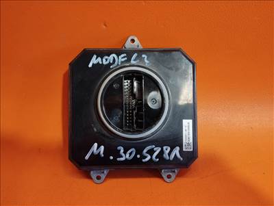 Tesla Model 3 led vezérlő 1131251-99-C (M.30.528R)