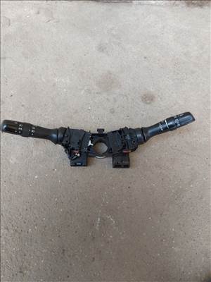 Toyota Auris (E150) 1.4 D-4D bajuszkapcsoló 3294 17f001