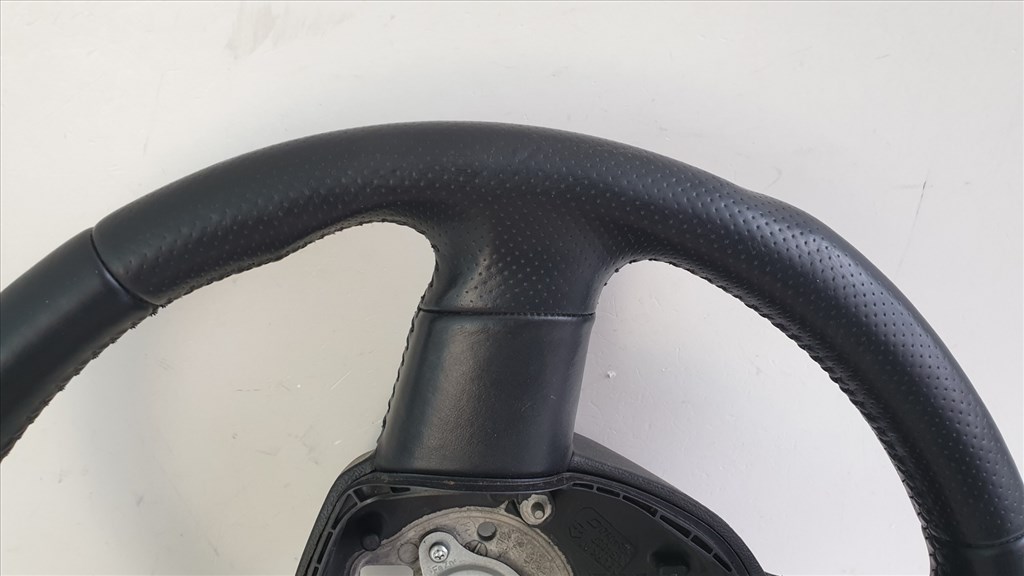 510916 Audi A3, A4, A6, 2008, Bőrkormány, Kormány, 8P0419091. 3. kép