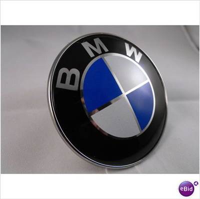 Gyári BMW 78mm E39 csomagtartó E46 compact 2003/03 utáni csomagtartó embléma 51148203864