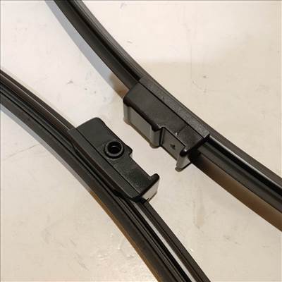 Alfa Romeo Brera új Bosch első ablaktörlő lapát pár 3397007084