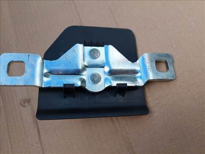 Skoda Octavia III kombi csomagtérajtó zár ellendarab  8P4827507