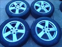5x112 lyukosztású 16" Alutec alufelni, rajta 205/55 Michelin Primacy4 nyári gumi