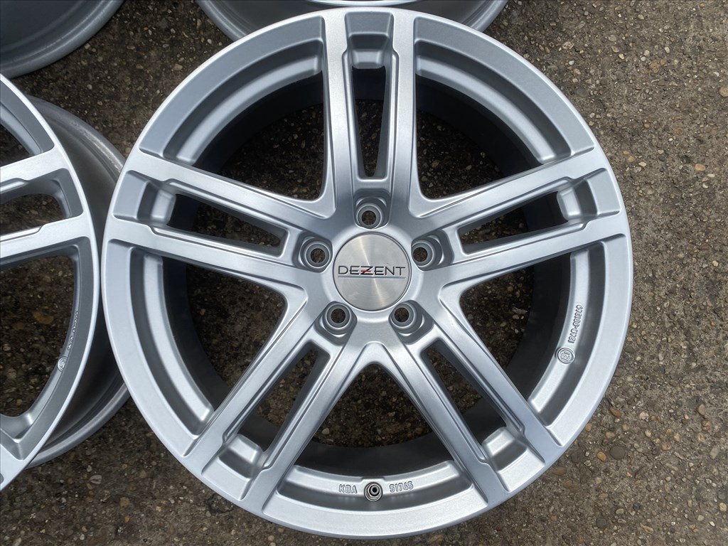 4db Dezent 18" Mercedes-Benz alufelni. (3896) 2. kép