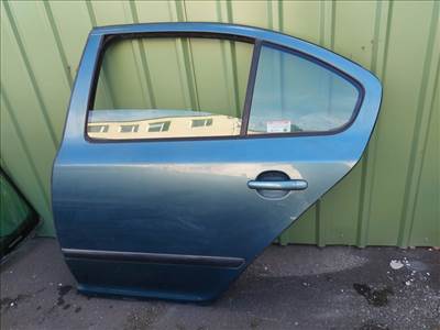 Skoda Octavia II ajtó bal hátsó