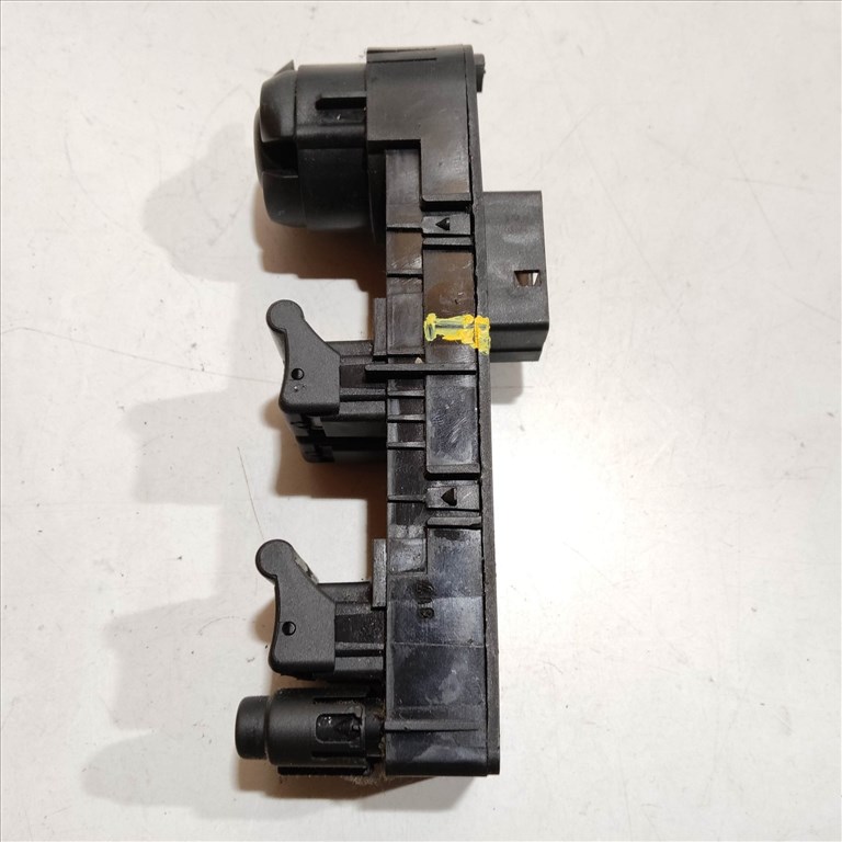 200865 Alfa Romeo 159 2005-2011 4x bal első ablakemelő kapcsoló 71744256 2. kép