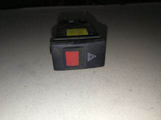 Audi A4 (B5 - 8D) Vészvillogó Kapcsoló *111815* 8d0941509