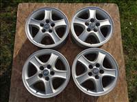 Hyundai Gyári alufelni 16-os, 5×114.3-as osztó, jó állapotban eladó.