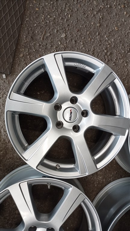  5x112 lyukosztású 7,5JJ 17" használt Autec alufelni 5. kép