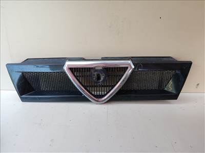 190082 Alfa Romeo 33 1990-1994 díszrács, a képen látható sérüléssel 60775116