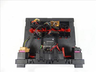 Volkswagen Passat B6 központi elektronika 3C0937049H